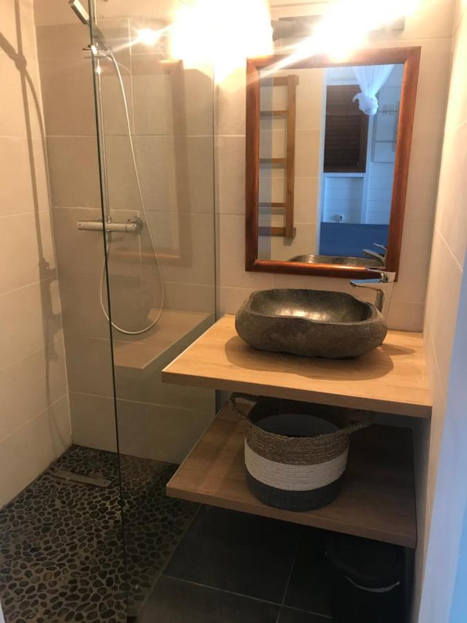 Villa Pelican Lodge 데샤이에스 외부 사진
