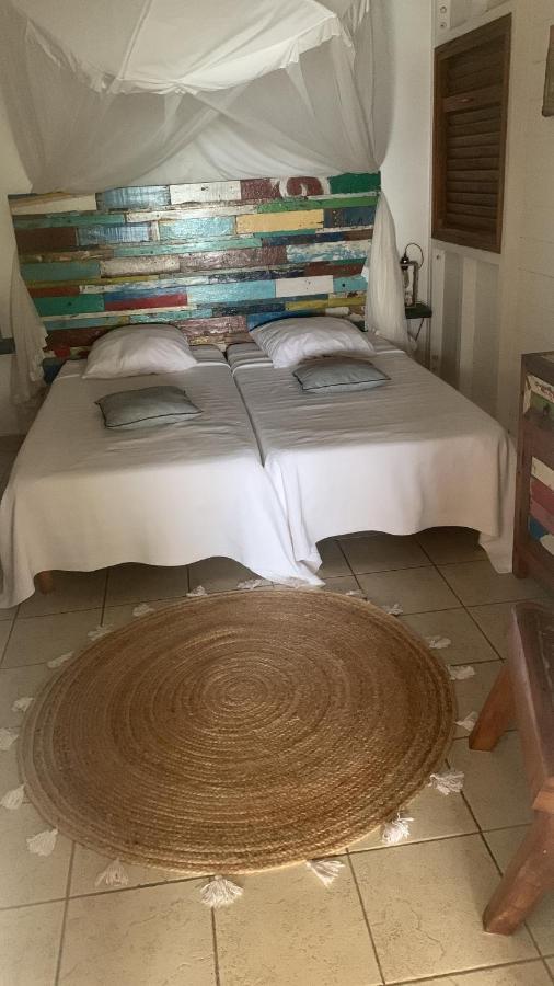 Villa Pelican Lodge 데샤이에스 외부 사진