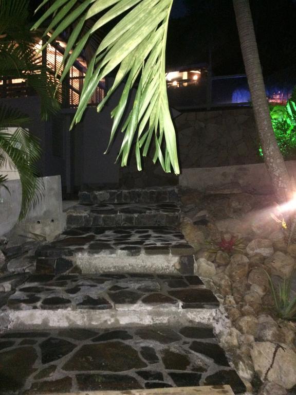 Villa Pelican Lodge 데샤이에스 외부 사진